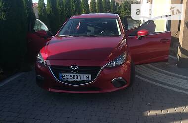 Хэтчбек Mazda 3 2015 в Львове