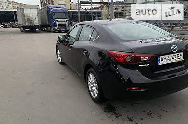 Седан Mazda 3 2017 в Житомирі