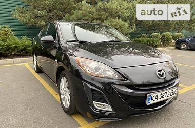 Седан Mazda 3 2012 в Києві