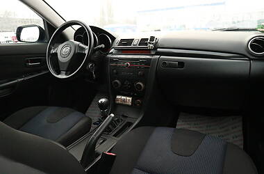 Хэтчбек Mazda 3 2004 в Харькове