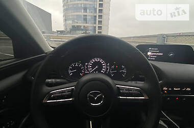 Седан Mazda 3 2019 в Дніпрі