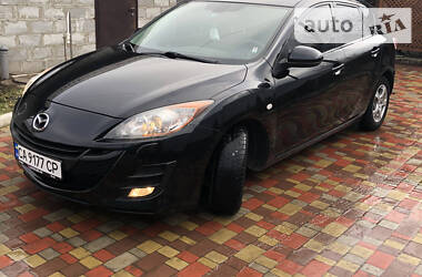 Хетчбек Mazda 3 2011 в 