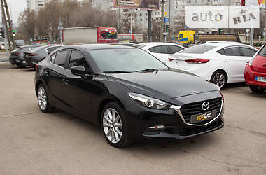 Седан Mazda 3 2017 в Запорожье