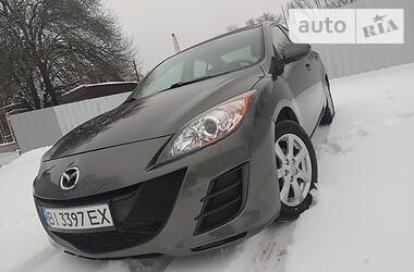 Седан Mazda 3 2011 в Днепре