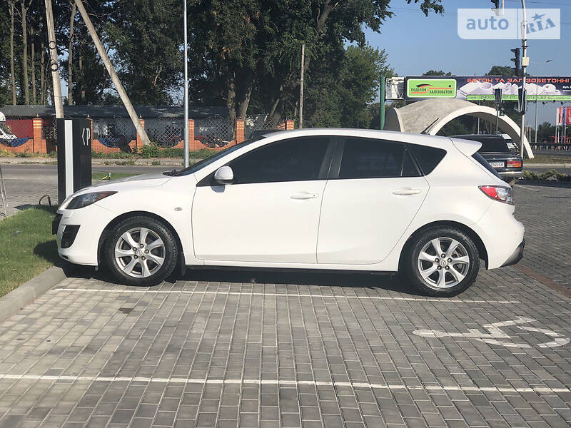 Хэтчбек Mazda 3 2011 в Виннице