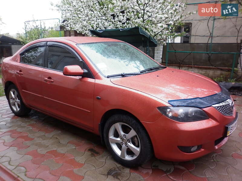 Седан Mazda 3 2004 в Глибокій