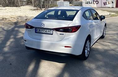 Седан Mazda 3 2014 в Киеве