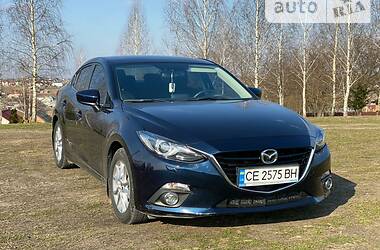 Седан Mazda 3 2016 в Черновцах