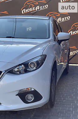 Седан Mazda 3 2014 в Херсоні