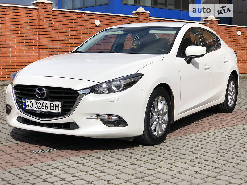 Mazda 3 Oficeal