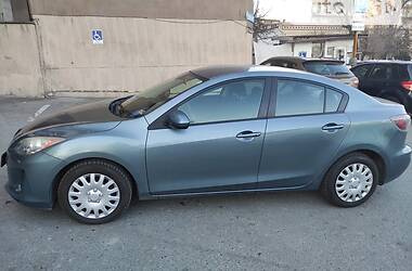 Седан Mazda 3 2012 в Каменском