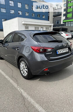 Хэтчбек Mazda 3 2016 в Киеве