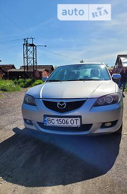 Седан Mazda 3 2005 в Червонограде