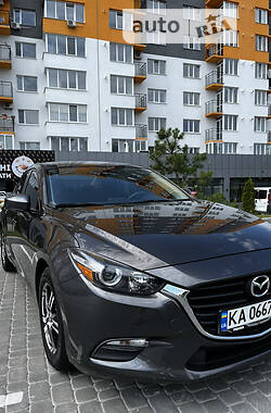 Седан Mazda 3 2017 в Виннице