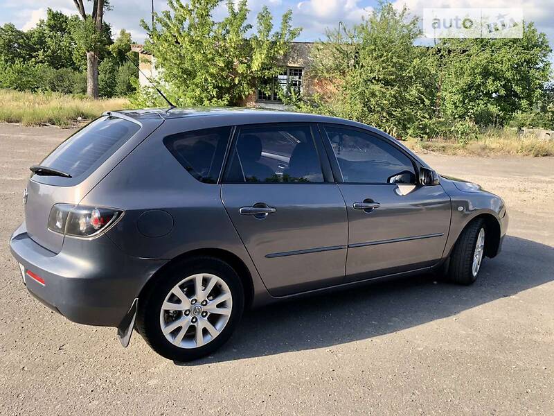 Хэтчбек Mazda 3 2007 в Золочеве