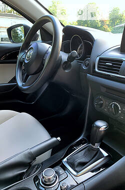 Седан Mazda 3 2014 в Полтаве