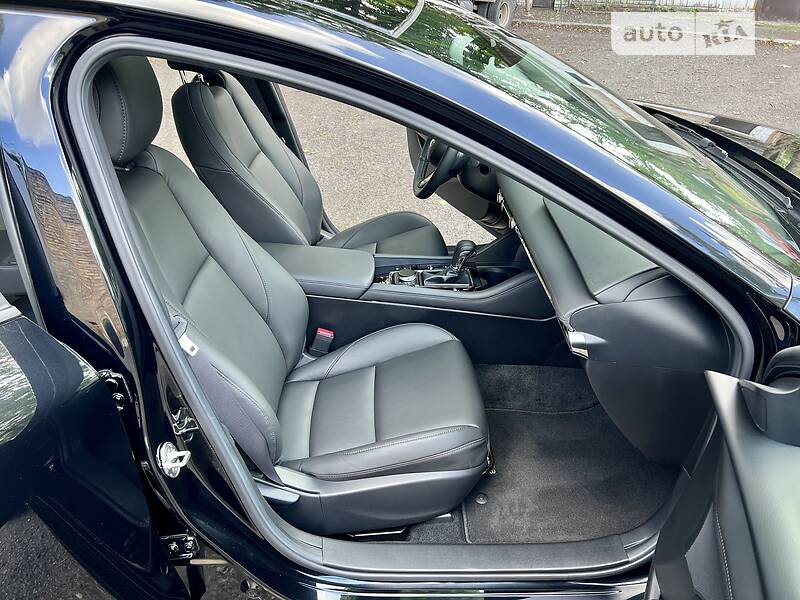 Седан Mazda 3 2020 в Киеве