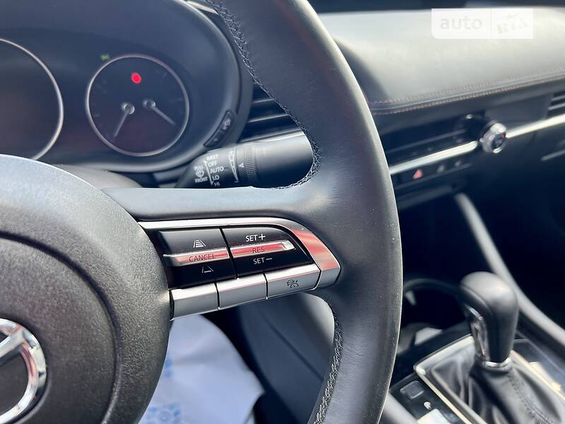 Седан Mazda 3 2020 в Киеве
