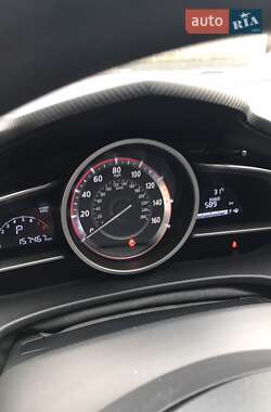 Седан Mazda 3 2015 в Киеве
