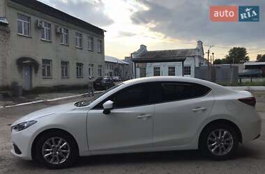 Седан Mazda 3 2015 в Киеве