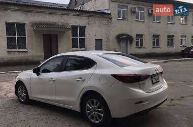 Седан Mazda 3 2015 в Києві
