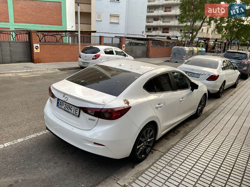 Седан Mazda 3 2018 в Запорожье