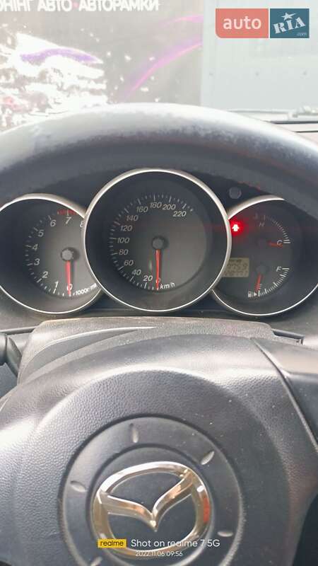 Хэтчбек Mazda 3 2004 в Калуше