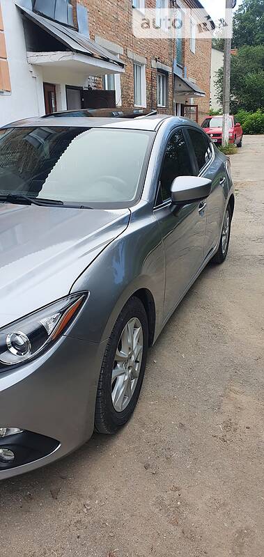 Седан Mazda 3 2016 в Хмельницькому