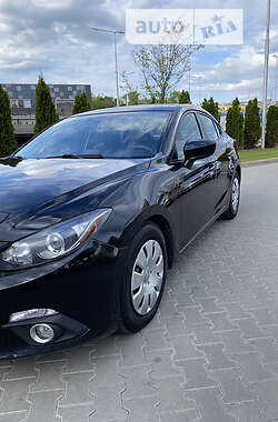 Седан Mazda 3 2015 в 