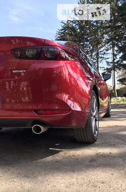 Седан Mazda 3 2019 в Кривом Роге
