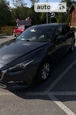 Хэтчбек Mazda 3 2016 в Киеве