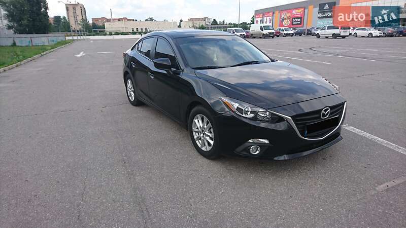 Седан Mazda 3 2015 в Полтаве