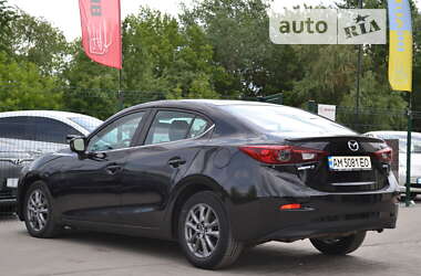 Седан Mazda 3 2014 в Бердичеве