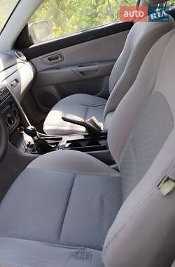 Хетчбек Mazda 3 2004 в Новій Ушиці