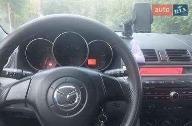 Хетчбек Mazda 3 2004 в Новій Ушиці