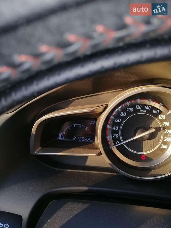 Хэтчбек Mazda 3 2014 в Кременчуге