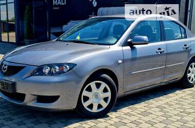 Седан Mazda 3 2006 в 
