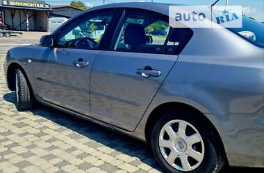 Седан Mazda 3 2006 в 