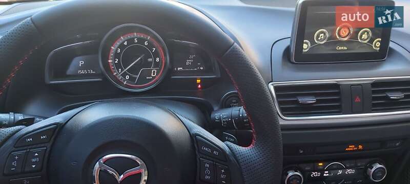 Хэтчбек Mazda 3 2015 в Луцке