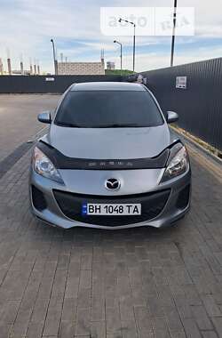 Седан Mazda 3 2013 в Одессе