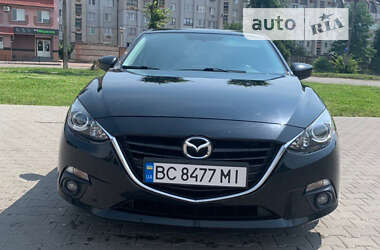 Седан Mazda 3 2015 в Львові