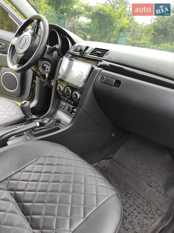 Седан Mazda 3 2008 в Кривом Роге