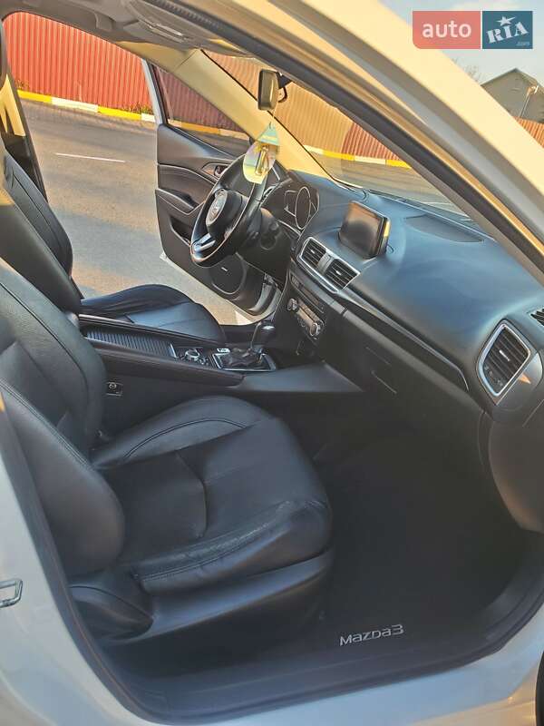 Хэтчбек Mazda 3 2016 в Василькове фото 9 Хэтчбек Mazda 3 2016 в Василькове