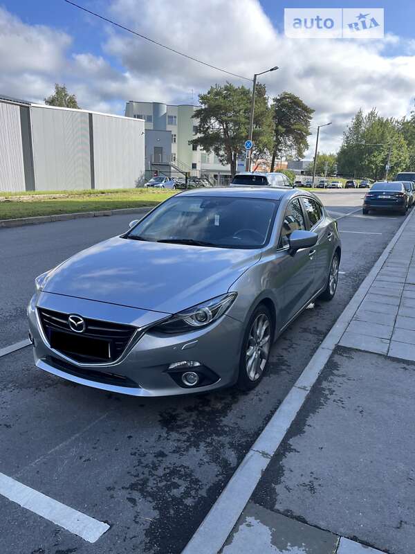 Хэтчбек Mazda 3 2014 в Киеве