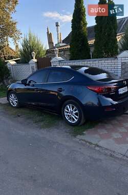 Седан Mazda 3 2015 в 