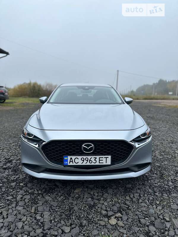 Седан Mazda 3 2020 в Ратному