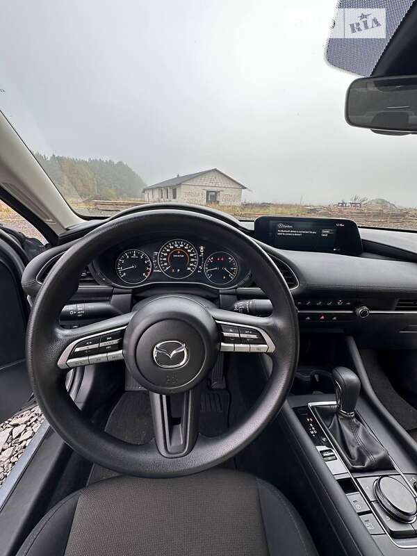 Седан Mazda 3 2020 в Ратному
