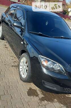 Хэтчбек Mazda 3 2008 в Черновцах