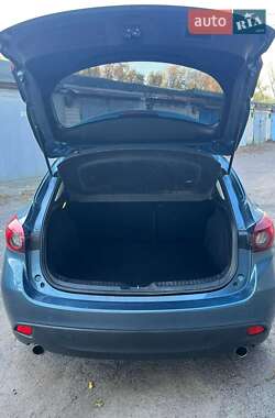 Хэтчбек Mazda 3 2016 в 