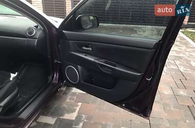 Седан Mazda 3 2008 в Глыбокой